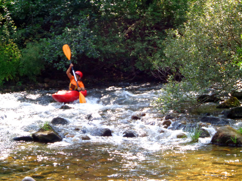 Descenso por el Río Lerez en Kayak. Ecoparque Atalaia